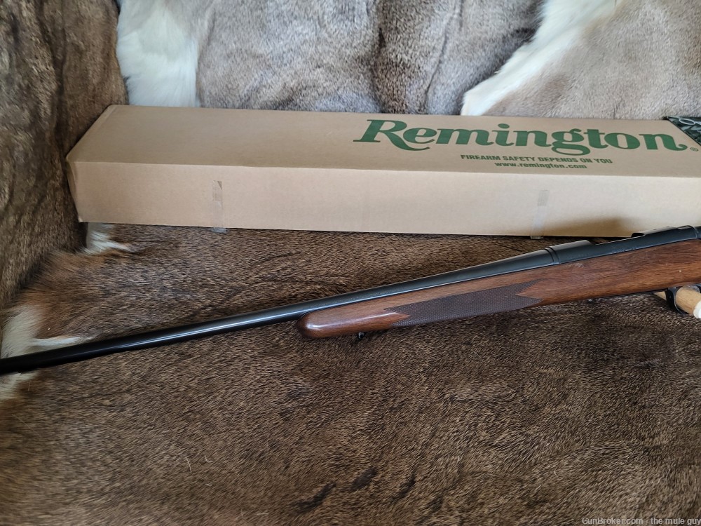 Remington Model 700 Classic .300 Savage-img-14