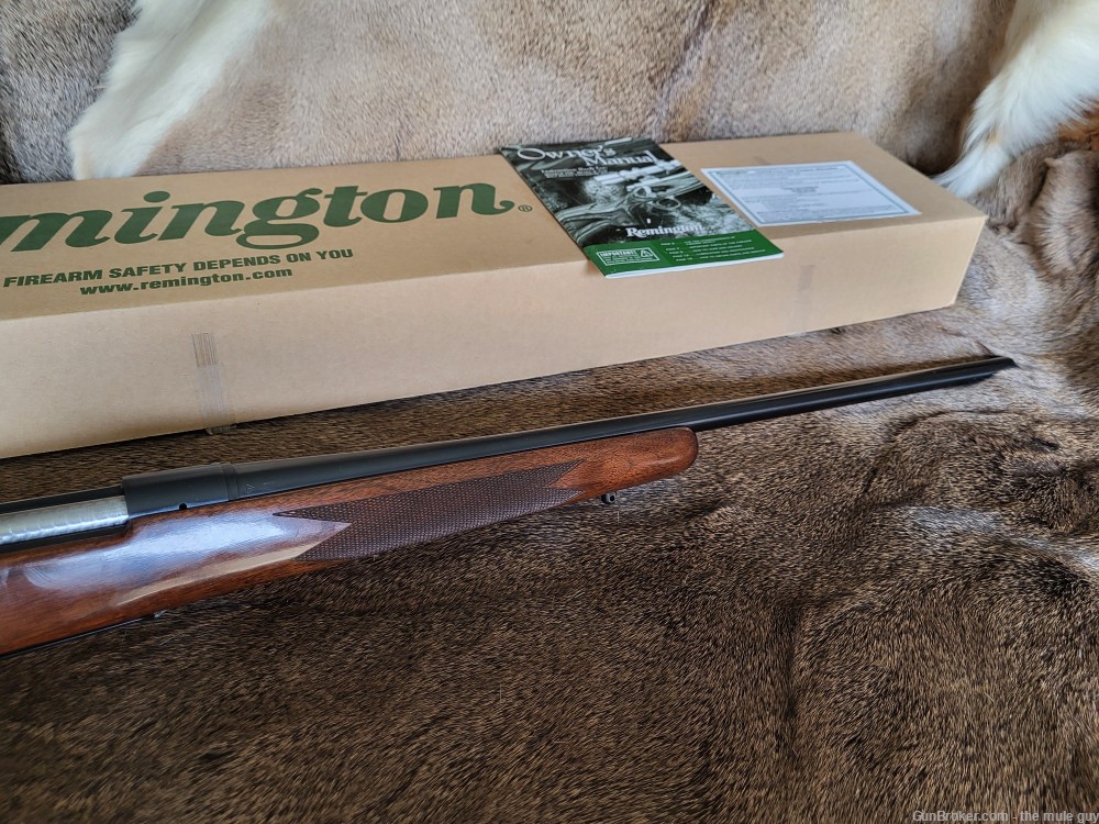 Remington Model 700 Classic .300 Savage-img-7