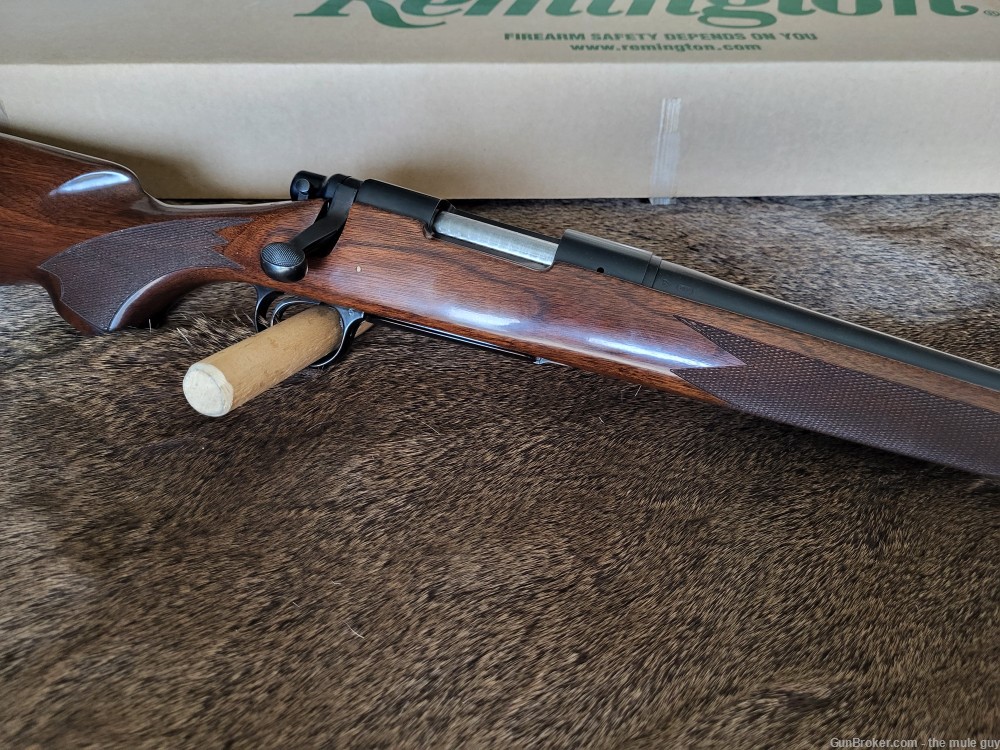 Remington Model 700 Classic .300 Savage-img-21