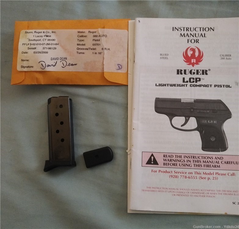 Ruger LCP, 380 ACP, Like new, Finger extension mag Look!-img-5