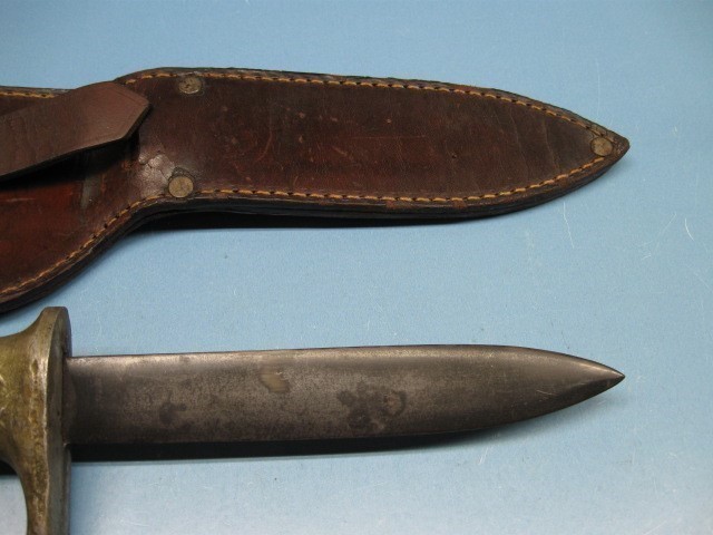 AUSTRALIAN NEW ZEALAND WWII KNUCKLE KNIFE-img-3