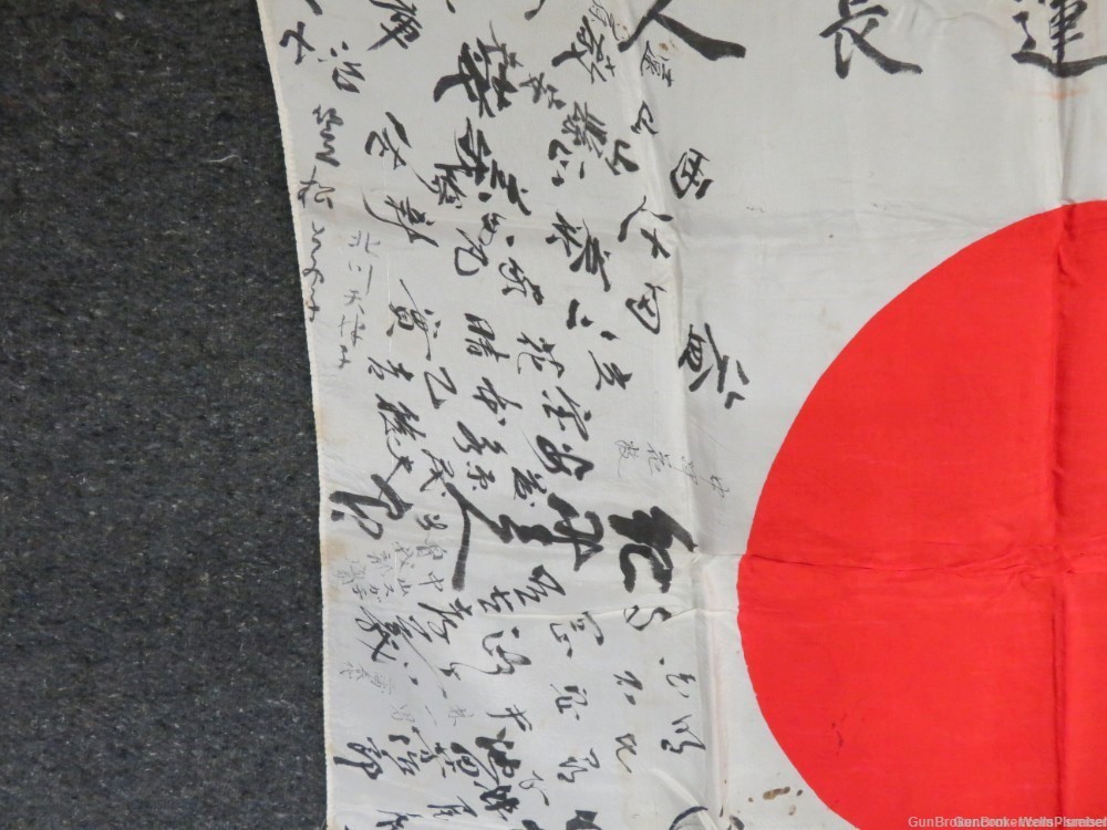 JAPANESE WW2 HINOMARU MEATBALL FLAG W/ SIGNED KANJI CHARACTERS-img-9
