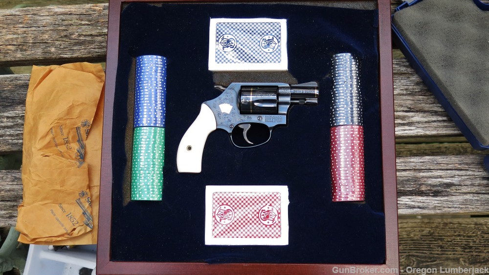 S&W 36 Texas Hold'Em Cased Set NOS & Mint Hold Em! Unfired with All! NIB!  -img-18