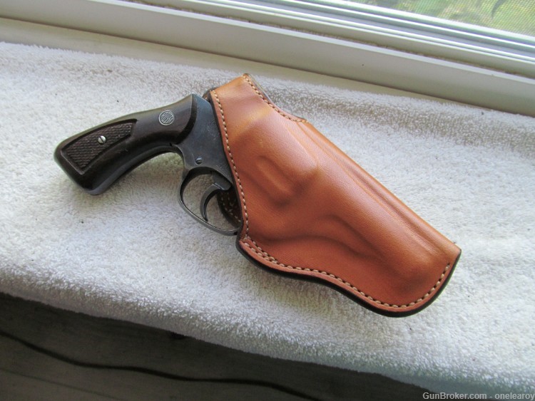 Bianchi #5BHL Leather Holster for Small Revolvers-img-0