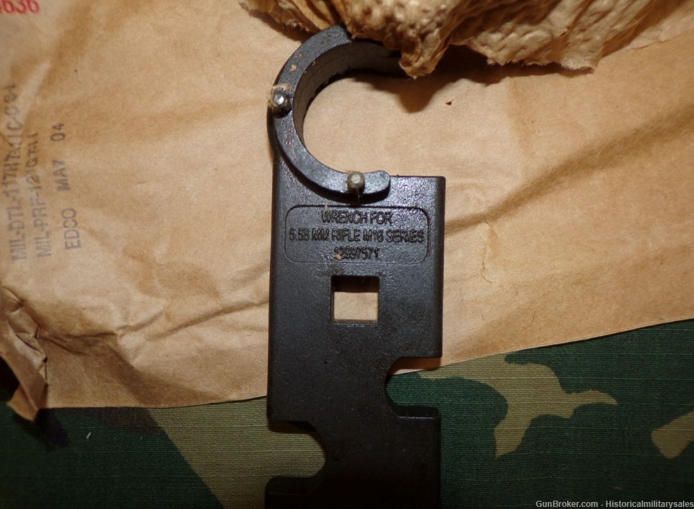 Original USGI M4 M16 M6A2 Combination Wrench 2012-img-1
