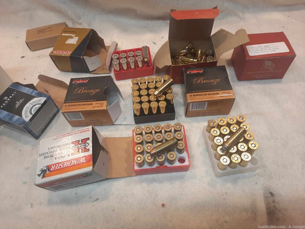 44 Mag Ammo Federal Winchester and PMC & Elliot 159 Rounds -img-0