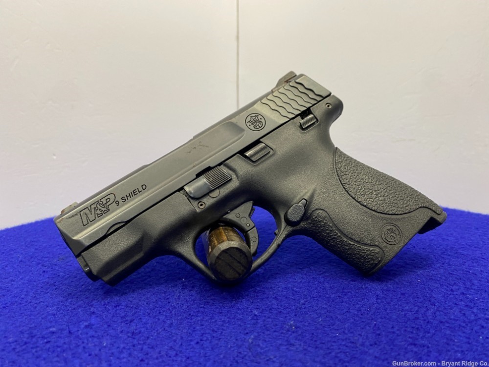 Smith Wesson M&P 9 Shield 9mm Black 3.1" *SLIM & LIGHTWEIGHT PISTOL*-img-0