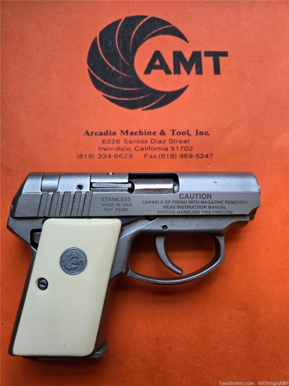 AMT/iAi/OMC Small Frame Backup grips smooth ivory (22LR, .380, 9mm Kurz) - -img-5