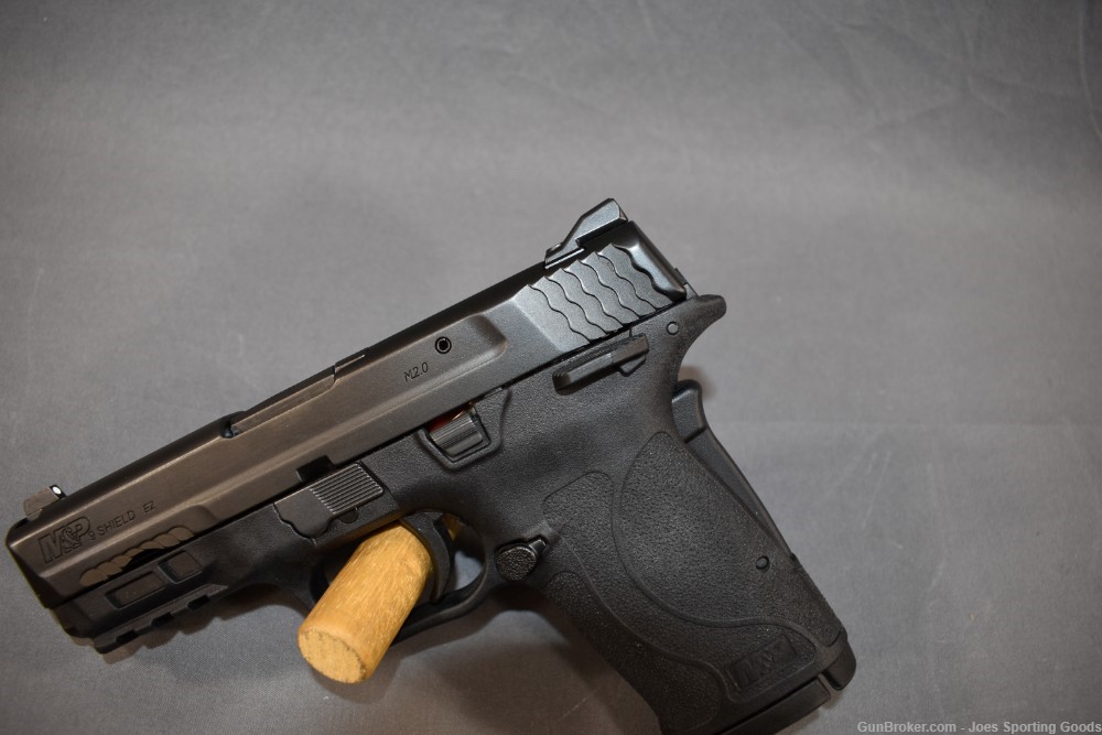 Smith & Wesson M&P 9 Shield EZ - 9mm Semi-Automatic Pistol w/ 6 Magazines-img-4