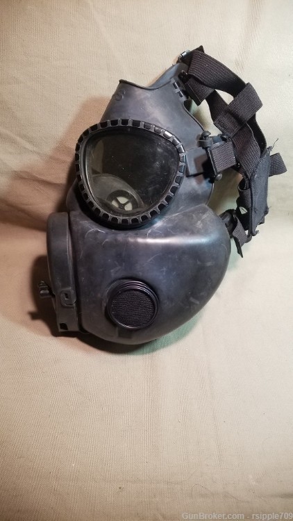 M17A2 Gas Mask size Small-img-1