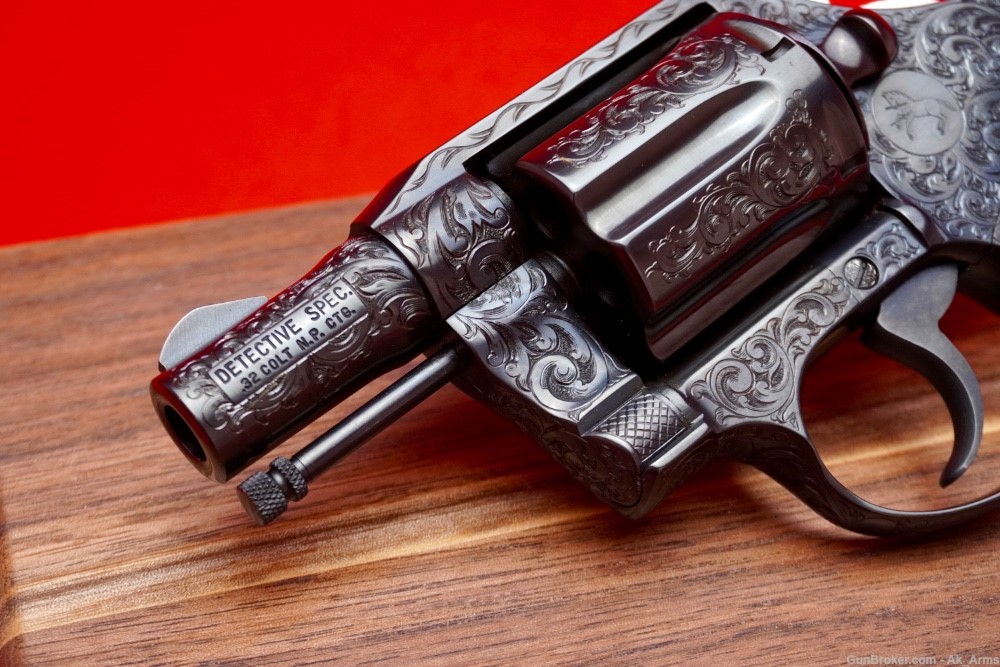 GRAIL 1976 Colt Detective Special .32 NP  * MASTER ENGRAVED & SIGNED*-img-1