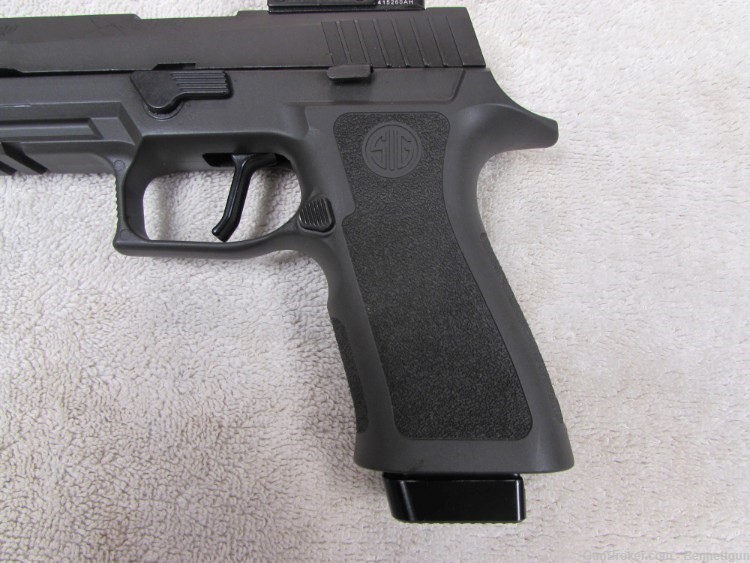 Sig P320X5 9mm with box 2 17 rd and 4 21 rd mags also Leupold DP-PRO optic-img-11