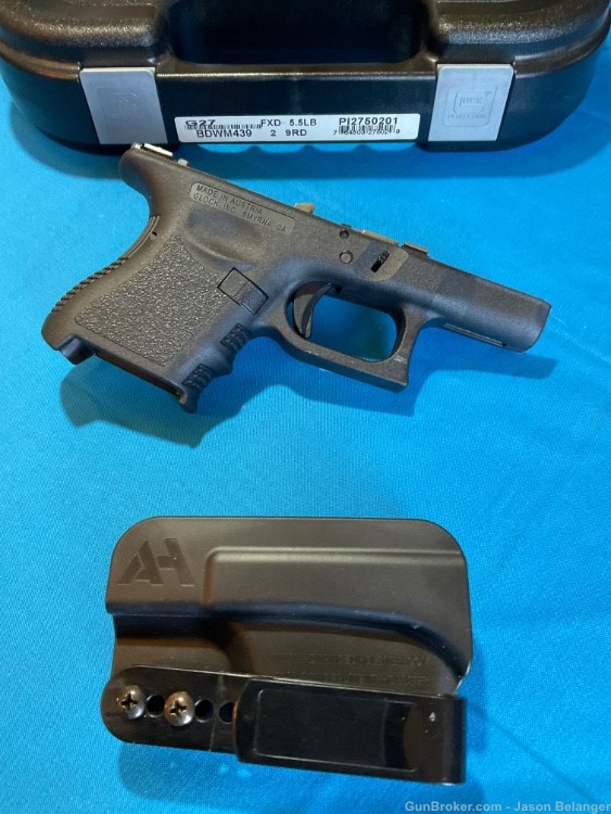 Glock 27 Gen 3 Complete Frame with Holster-img-2