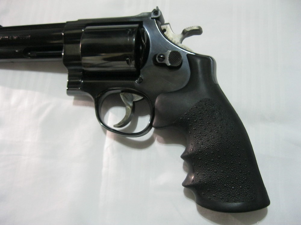 S&W 29 .44 Mag Classic Hunter, Blued, Full lug, Unfluted Cylinder,1 of 5000-img-12