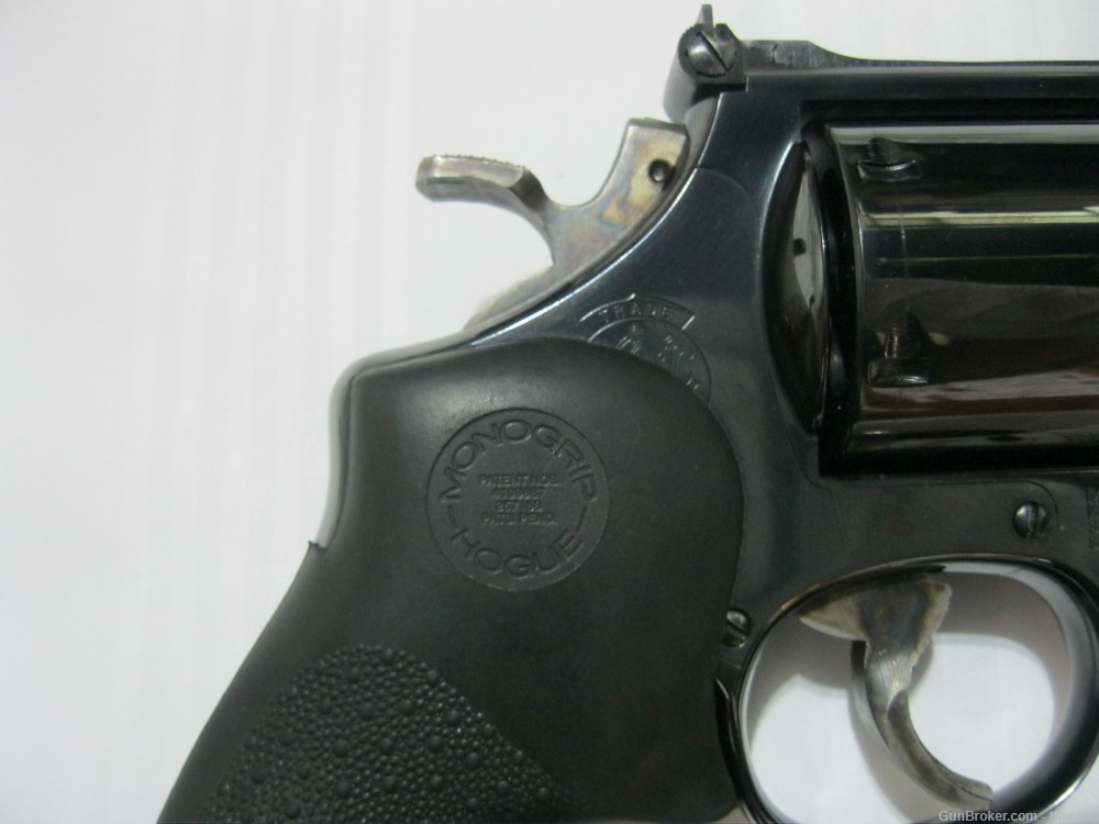 S&W 29 .44 Mag Classic Hunter, Blued, Full lug, Unfluted Cylinder,1 of 5000-img-19