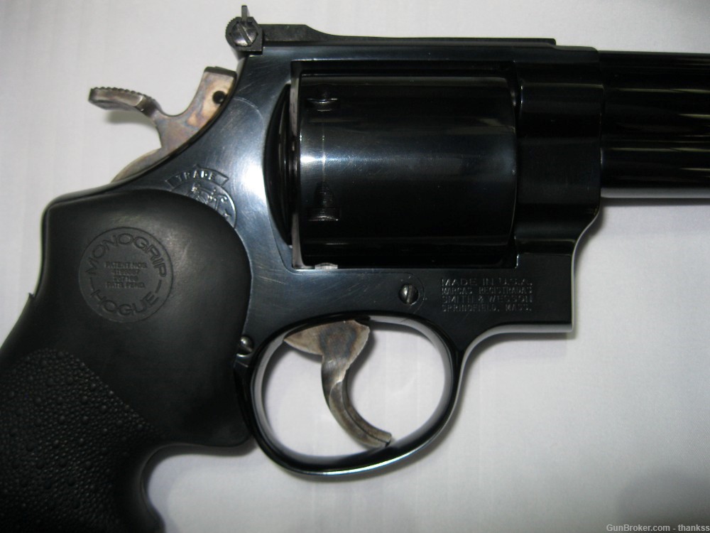 S&W 29 .44 Mag Classic Hunter, Blued, Full lug, Unfluted Cylinder,1 of 5000-img-4