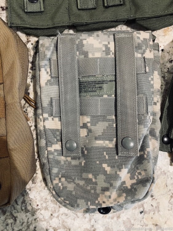 AR 15 Magazine Pouches and others, Molle, Eagle Industries, US Army-img-2