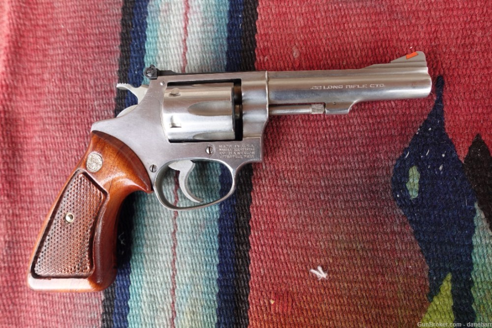 Smith & Wesson 63 22LR-img-2