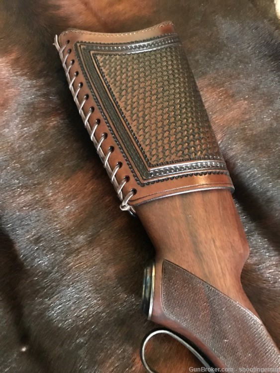Winchester 1886, Ricochet Roy's Old West Custom Leather Stock Cover-img-1
