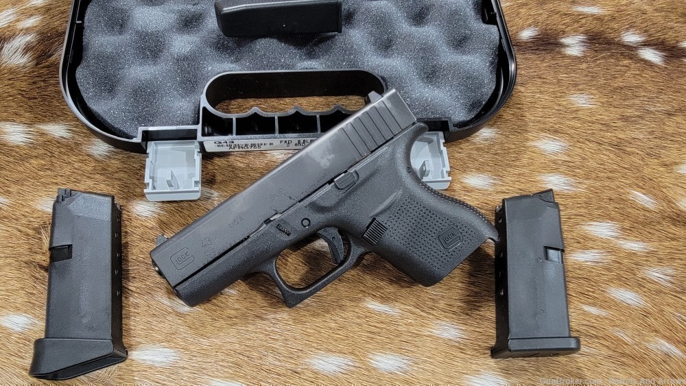 Glock 43, 9mm, 6rd  Factory NEW-img-1