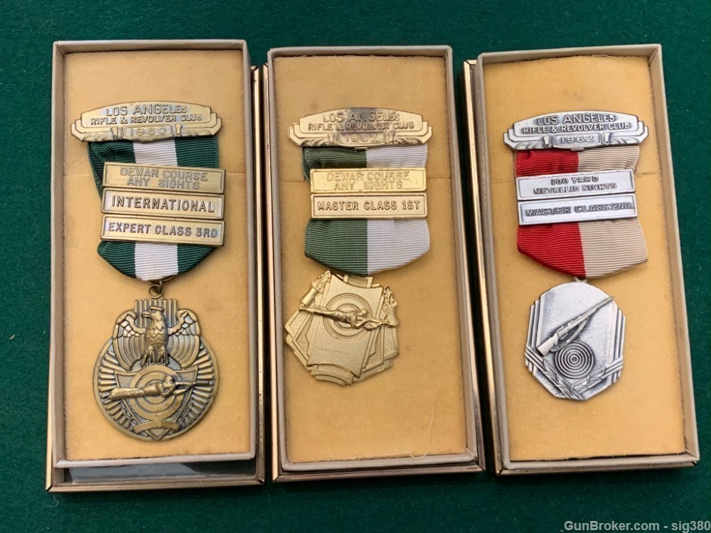 1960s LOS ANGELES RIFLE AND REVOLVER CLUB SHOOTING MEDALS-img-2