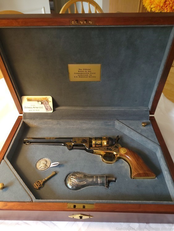Robert E Lee Navy 1851 Commemorative Pistol-img-0