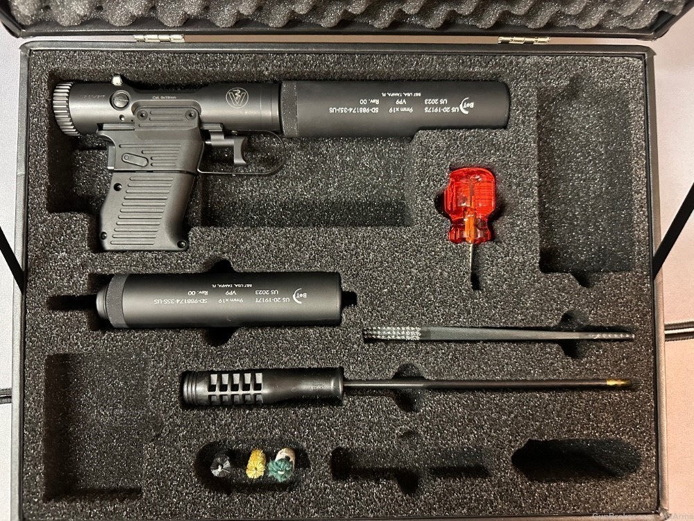B&T AG Swiss VP9 CIA Contract Kit| Extremely Rare only 250 Imported! -img-3