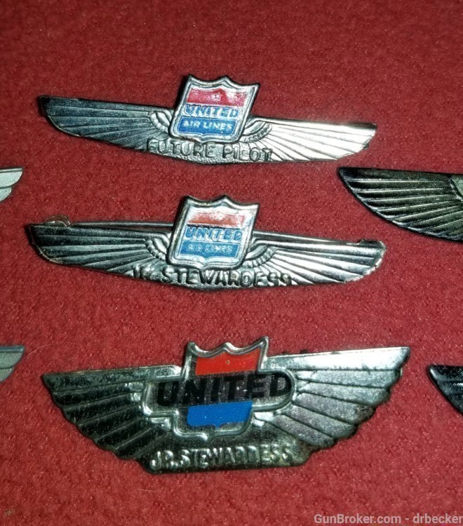 Lot of 7 United Airlines kids wings all metal vintage-img-3