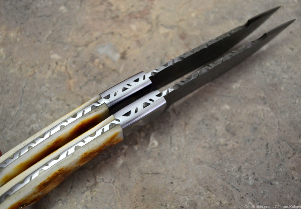 Custom Made Damascus Steel Set of 2 Hunting Gut Hook Knives (LT-846)-img-6