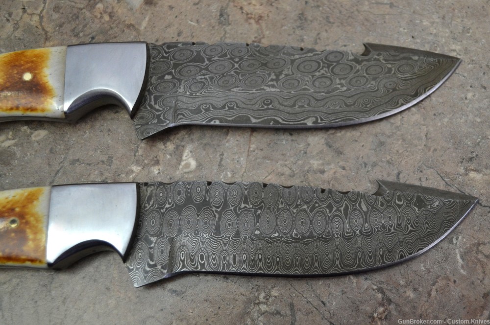 Custom Made Damascus Steel Set of 2 Hunting Gut Hook Knives (LT-846)-img-4