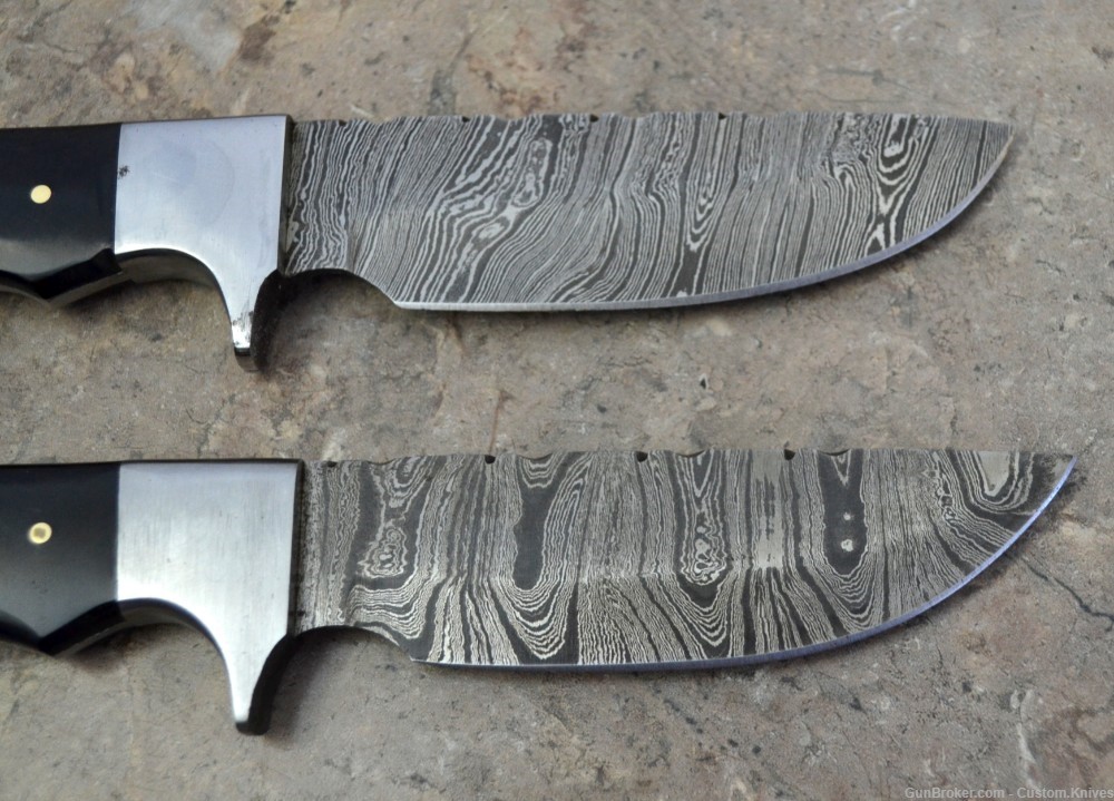 Custom Made Damascus Steel Set of 2 Hunting Knives Bull Horn Handle(LT-848)-img-4