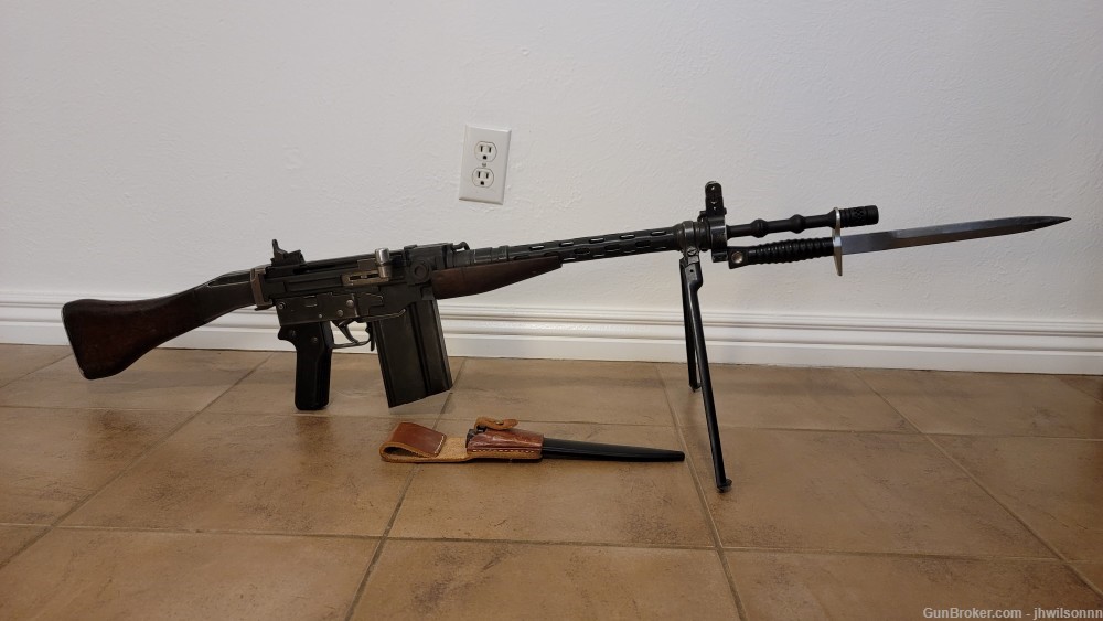 Chilean Navy SIG 510-4 (Export Stgw 57 in .308/7.62x51) Like AMT-img-0