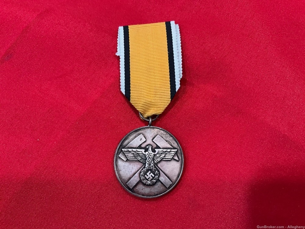 German WW2 Mine Rescue Honor Medal-img-0