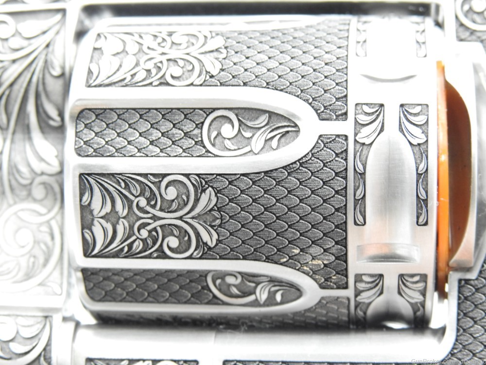Extremely Rare Collectible Stunning Custom Engraved Colt Anaconda 4" 44 MAG-img-33