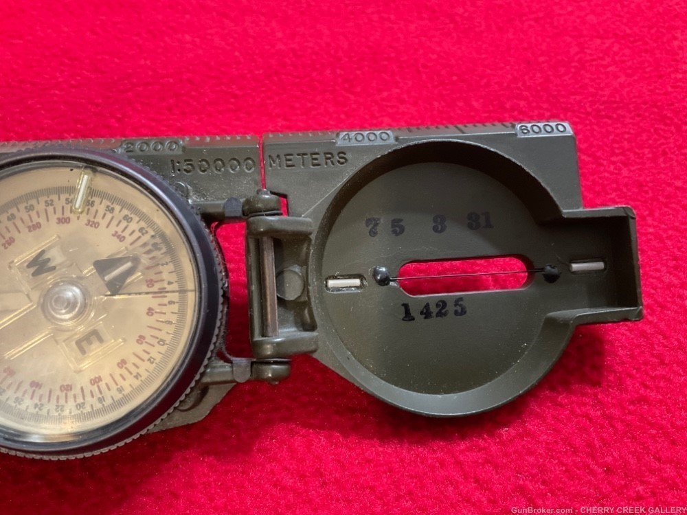 Vintage Vietnam US compass military magnetic MILLER MICHIGAN 1971 army-img-4