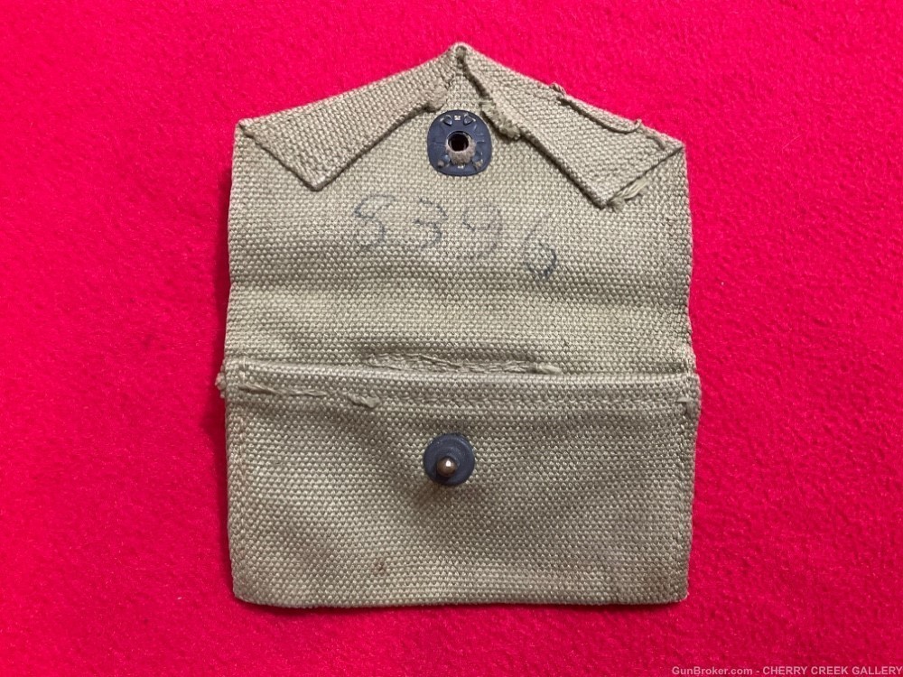 Vintage WW2 US military medic pouch 1943 BAB CO. canvas original GI ISSUE -img-1