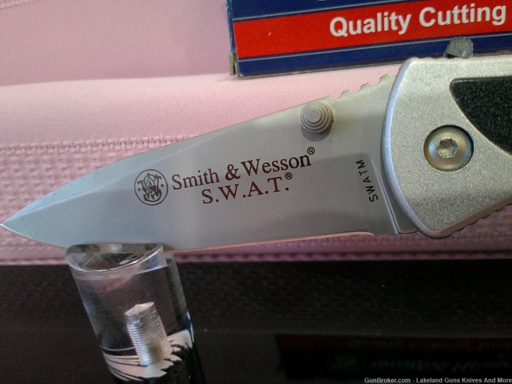 (NIB) SMITH & WESSON S.W.A.T (SWATM) MEDIUM ASSISTED OPEN POCKET KNIFE-img-7