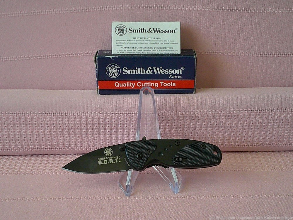 SMITH & WESSON SWSORTBM (SPECIAL OPERATION RESCUE TEAM BLACK MEDIUM) Knife-img-3