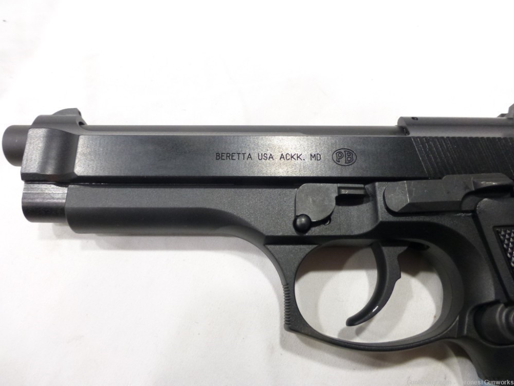 NIB Beretta M9 22 M9-22 Pistol 22 LR 10 rd 5" Decocker Black J90A1M9F18-img-7