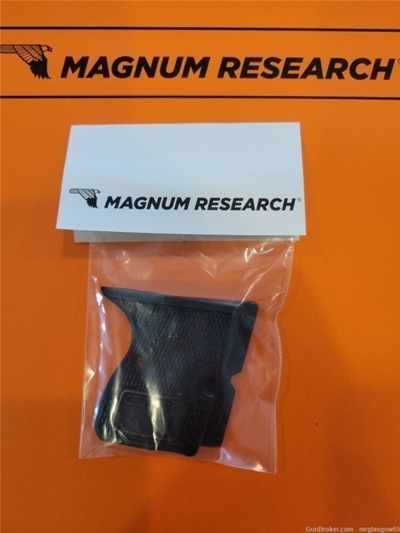 Magnum Research Micro Desert Eagle 380ACP New Black Checkered grips w/Eagle-img-0
