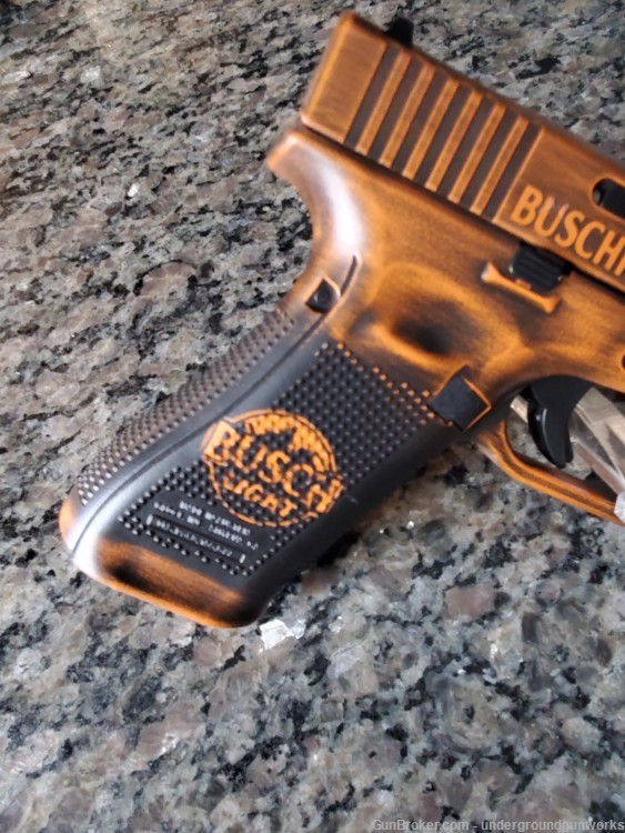 Glock G45 9mm Busch Light Theme LNIB-img-14