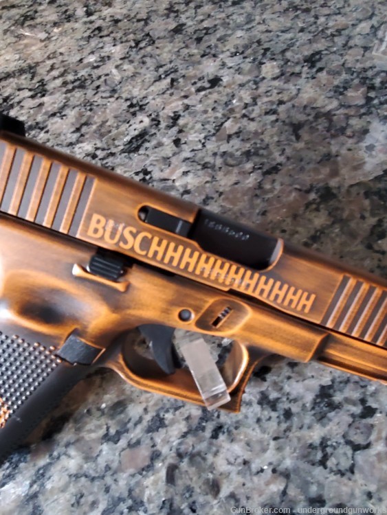 Glock G45 9mm Busch Light Theme LNIB-img-15