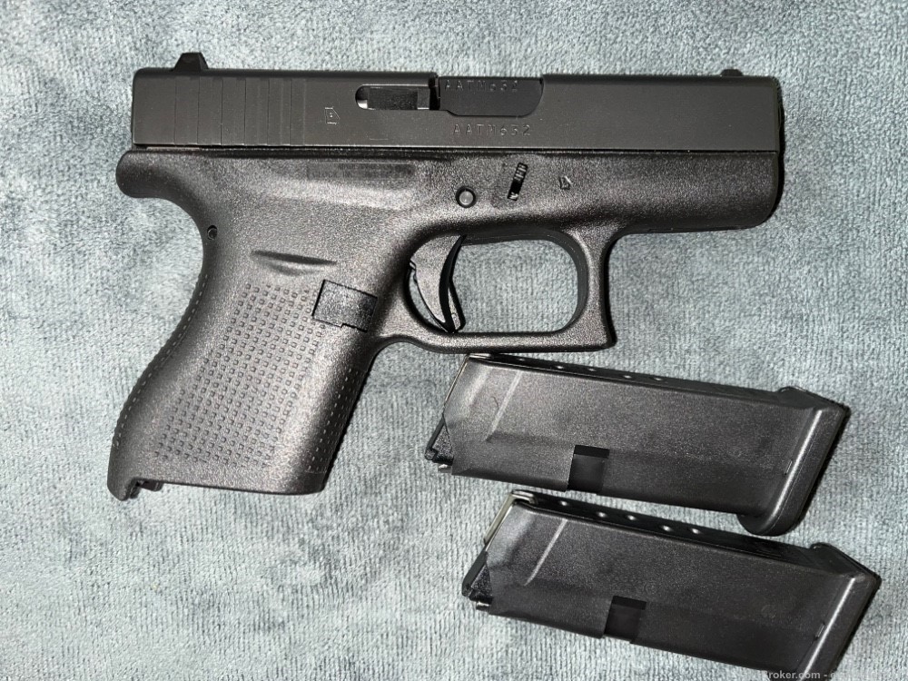 Glock Model 42 .380 ACP WITH 3.25” barrel (Factory New)-img-2