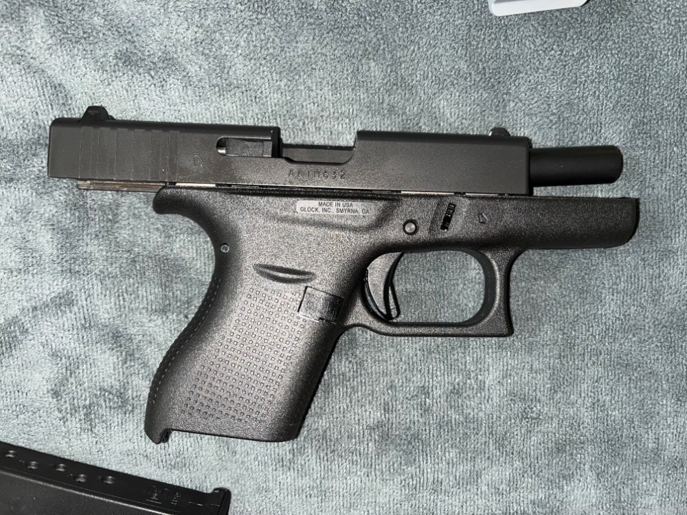 Glock Model 42 .380 ACP WITH 3.25” barrel (Factory New)-img-6