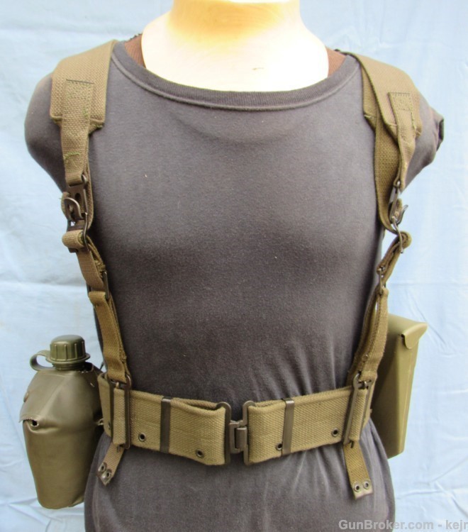 Dutch M.52  FAL Late Gear w/ Large + Small Packs, Canteen, Shovel Carrier-img-0