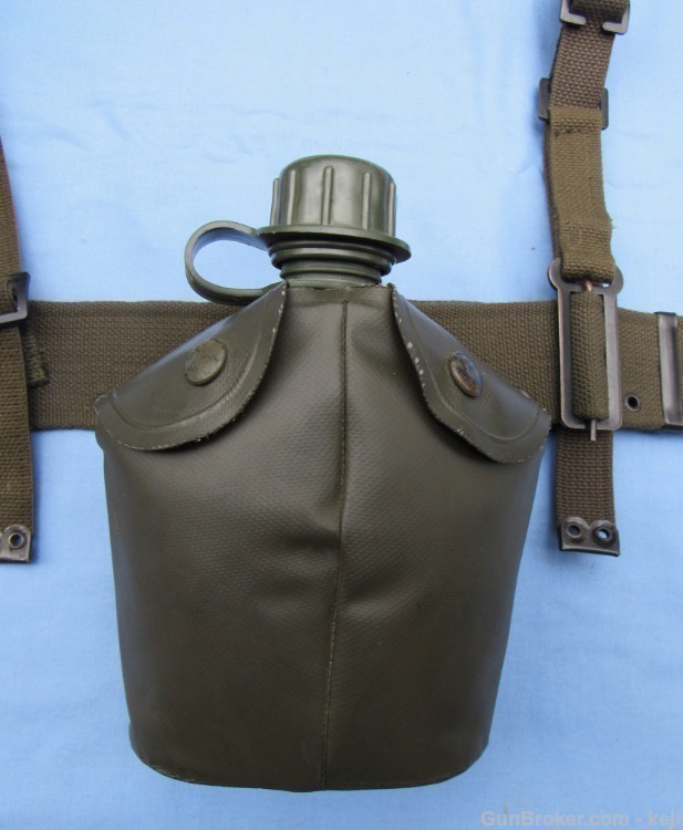 Dutch M.52  FAL Late Gear w/ Large + Small Packs, Canteen, Shovel Carrier-img-13