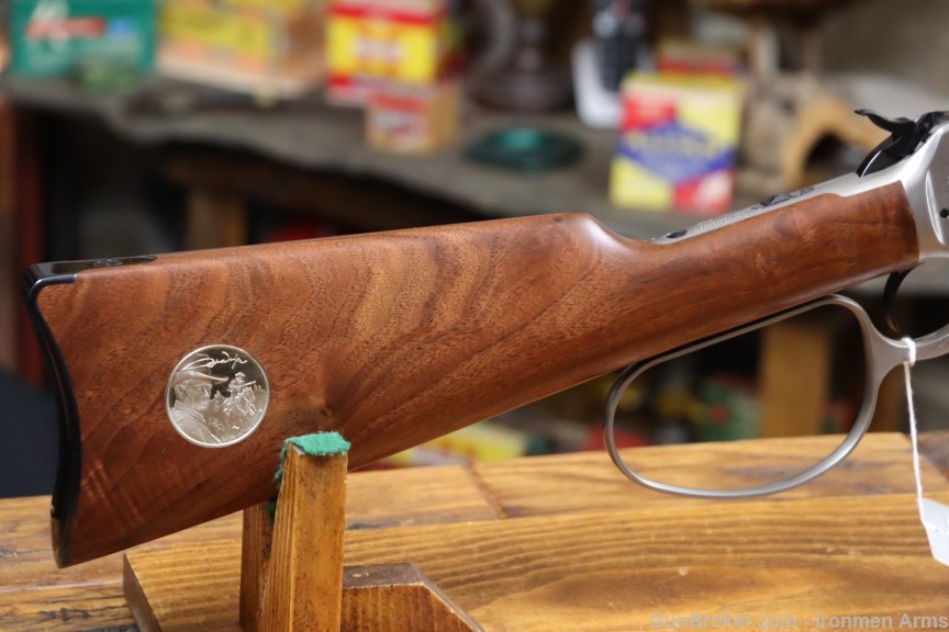 Winchester John Wayne 1892 High Grade Carbine in Box Mint 44-40 WCF -img-11