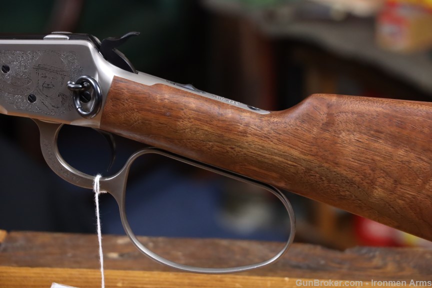 Winchester John Wayne 1892 High Grade Carbine in Box Mint 44-40 WCF -img-27