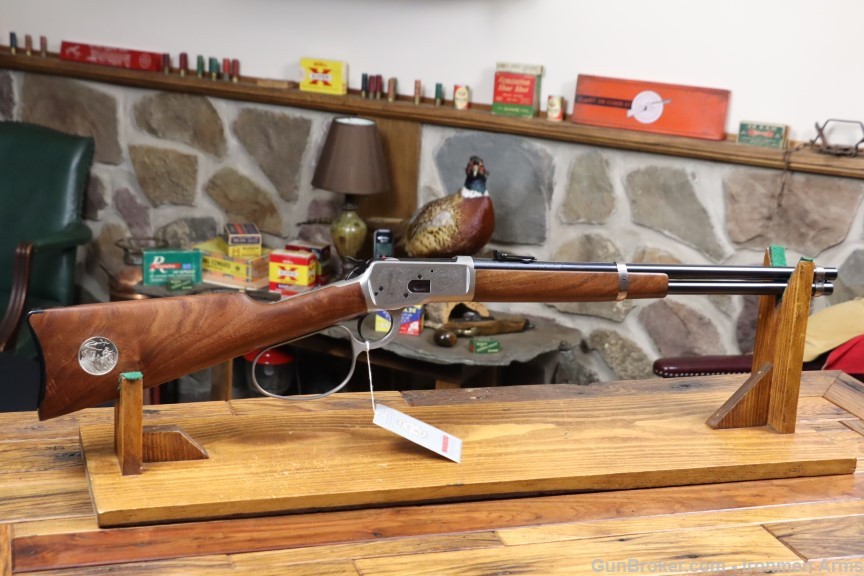 Winchester John Wayne 1892 High Grade Carbine in Box Mint 44-40 WCF -img-8