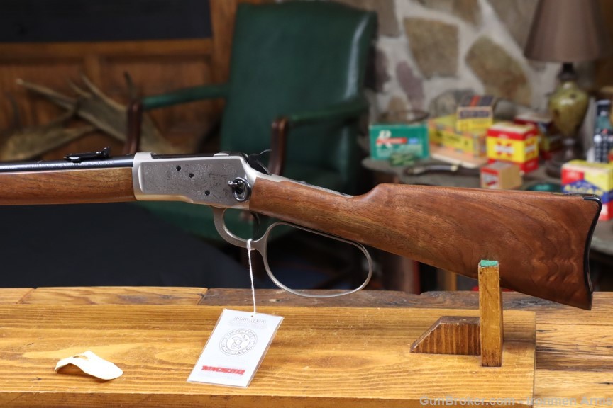 Winchester John Wayne 1892 High Grade Carbine in Box Mint 44-40 WCF -img-24
